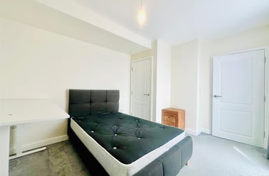 31 Gregory Street, Lenton, Nottingham - Image 2